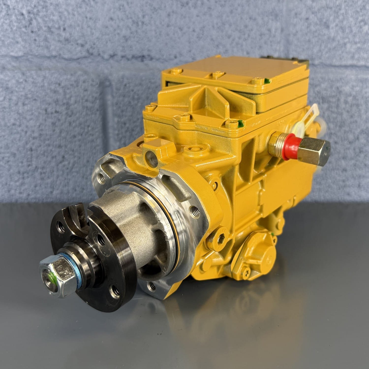 Perkins 1104C-E44T / Caterpillar 3054E VP30 injection pump 0470004014, Bosch Authorized Remanufactured by VFI, view 4