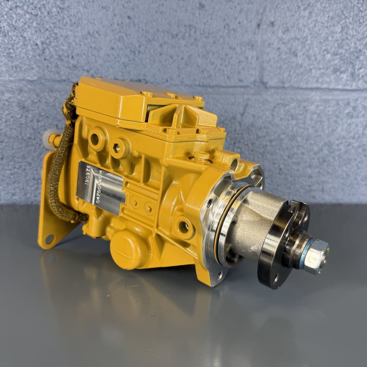 Perkins 1104C-E44T / Caterpillar 3054E VP30 injection pump 0470004014, Bosch Authorized Remanufactured by VFI, view 5