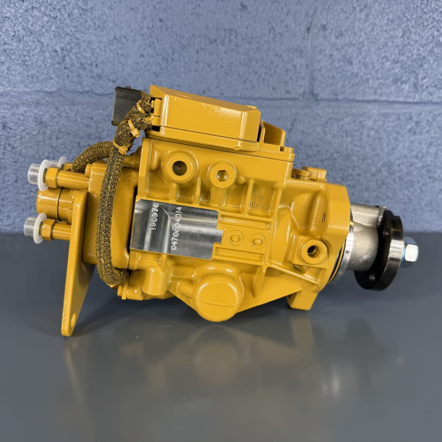 Perkins 1104C-E44T / Caterpillar 3054E VP30 injection pump 0470004014, Bosch Authorized Remanufactured by VFI, view 6