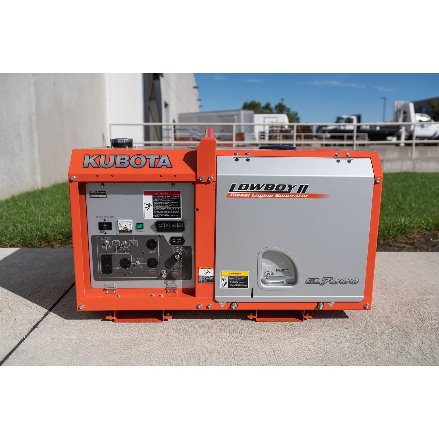 Kubota GL7000 diesel generator, side view