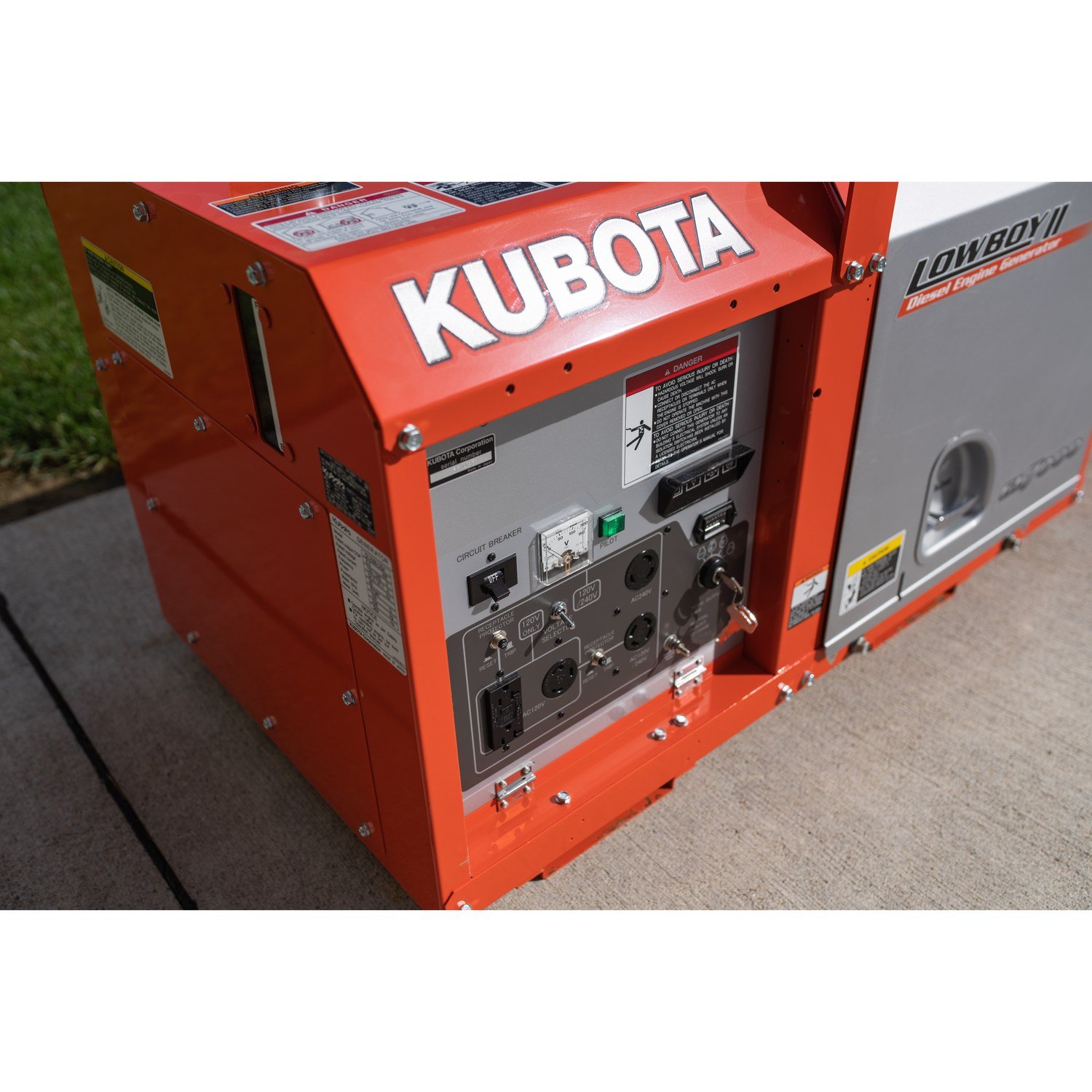 Kubota GL7000 diesel generator, control panel and outlets