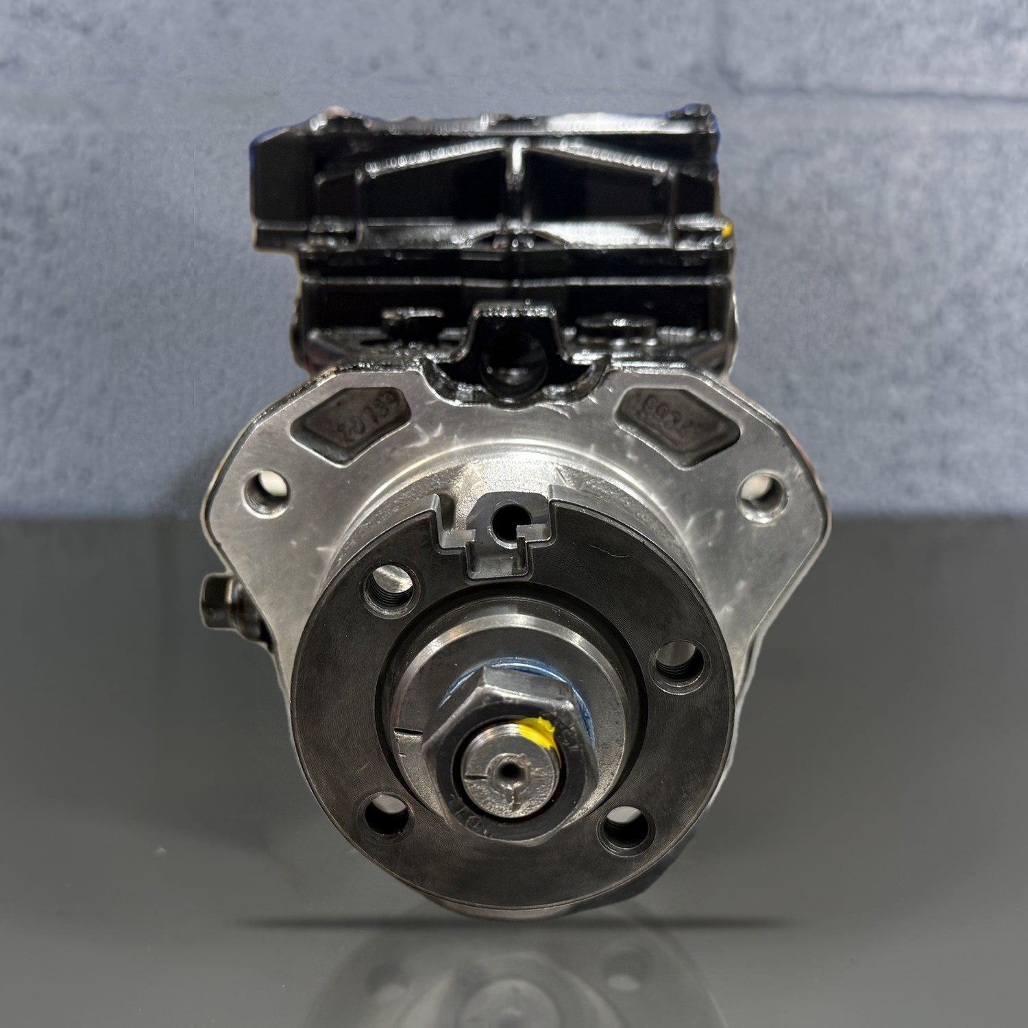 Bosch Authorized Remanufactured VP30 injection pump 0470006007, drive end